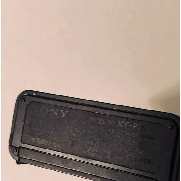 Sony ICF P26 Portable AM  FM Radio Damaged Antenna - Picture 9 of 16